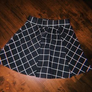 Check skirt